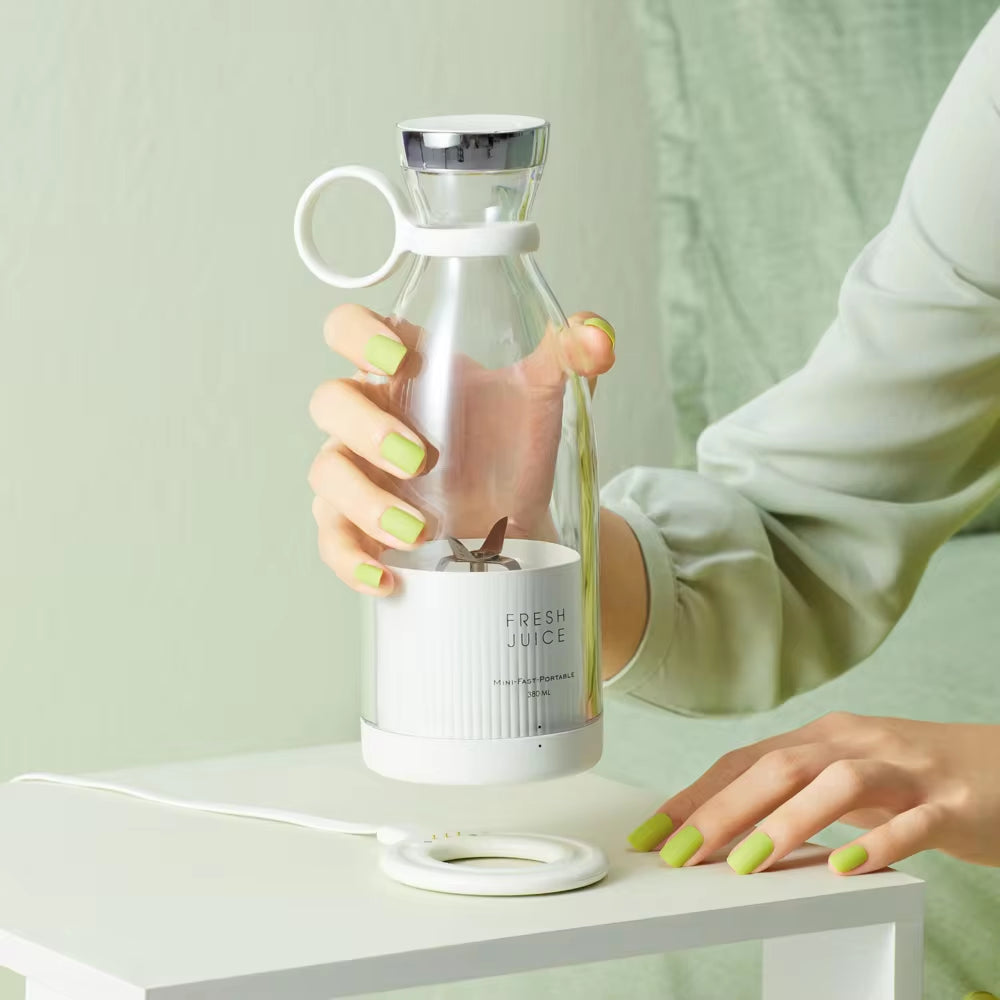 Linea Vita – Portable Blender Bottle
